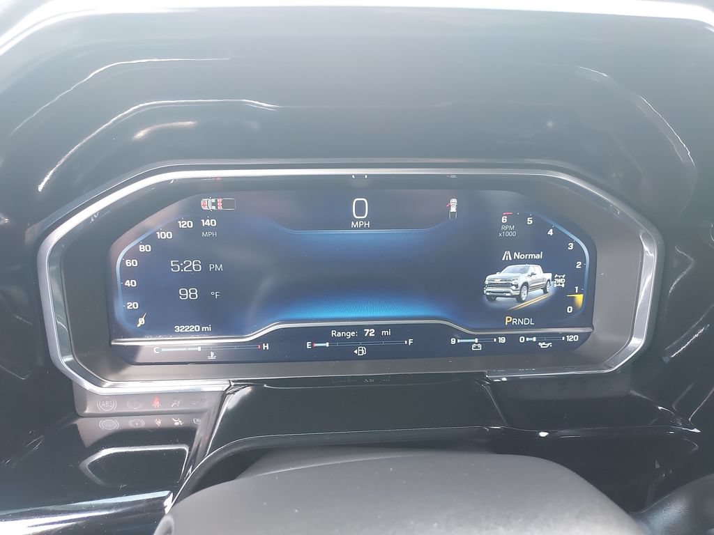 Used 2025 Chevrolet Silverado 1500 LT AWD/4WD image 18
