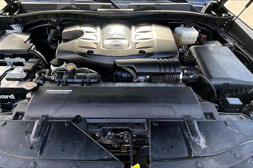Used 2022 Nissan Armada SV image 10