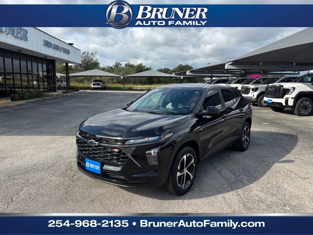 Used 2024 Chevrolet Trax RS w/ Sunroof Package