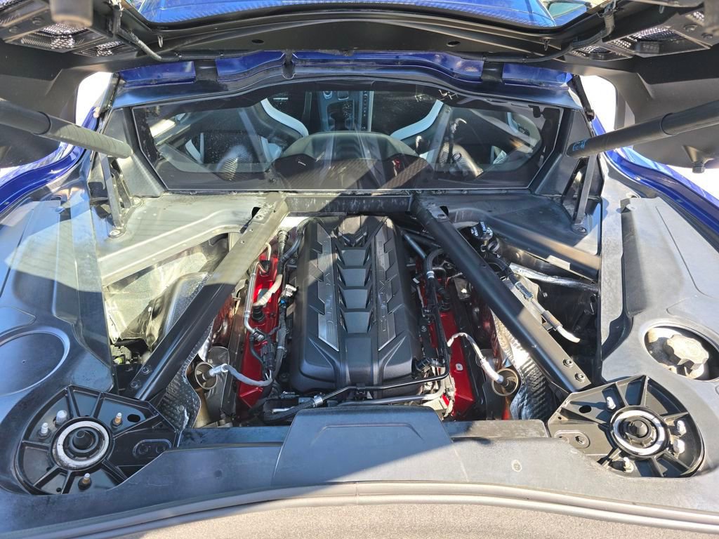 Used 2025 Chevrolet Corvette Stingray Coupe w/ 1LT image 22