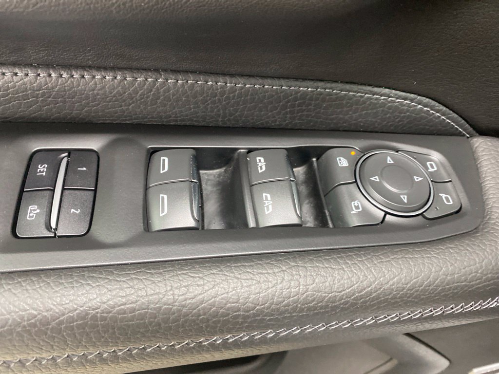 Certified 2022 GMC Yukon XL Denali AWD/4WD image 26