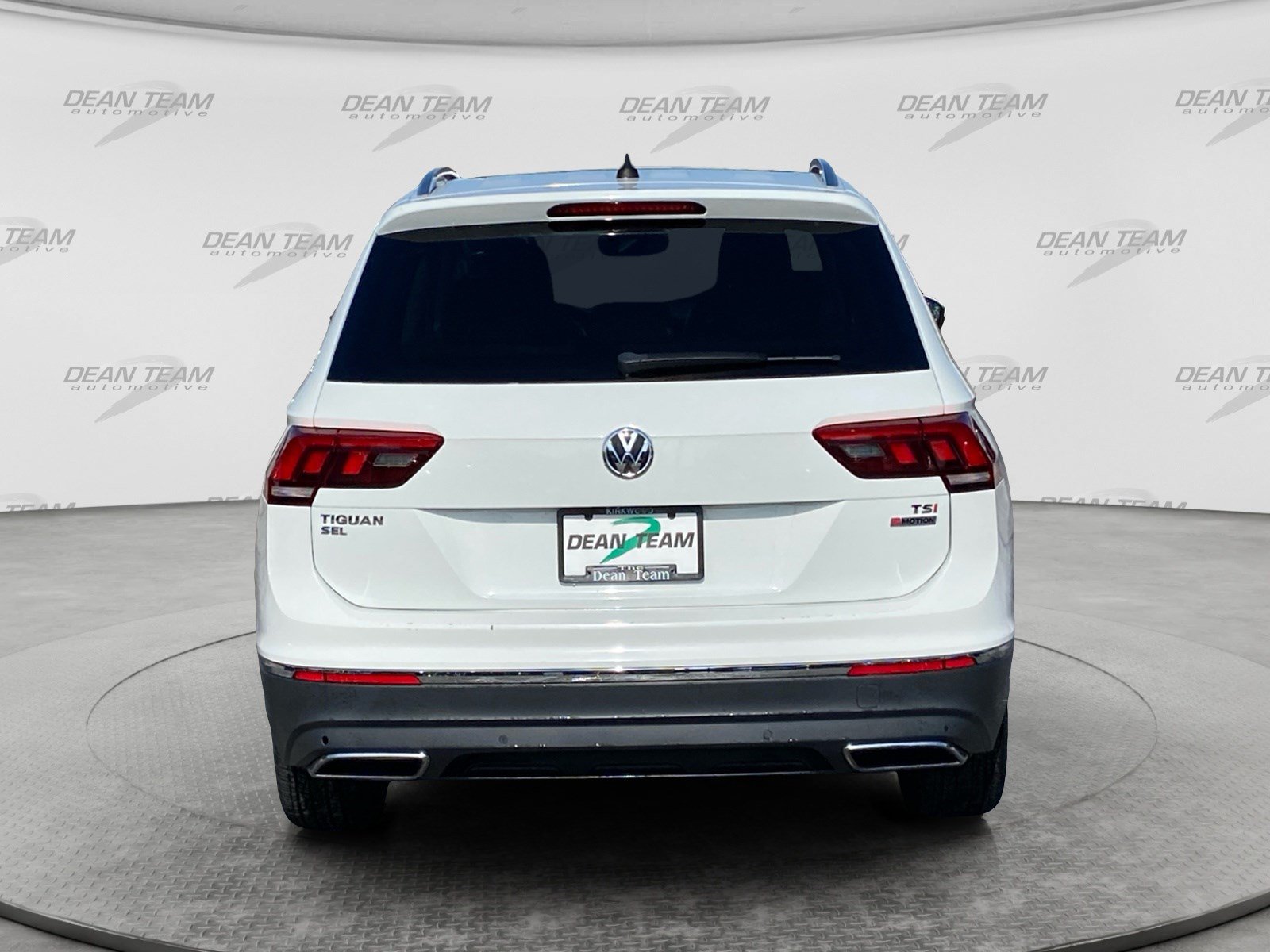 Used 2018 Volkswagen Tiguan SEL Premium AWD/4WD image 7