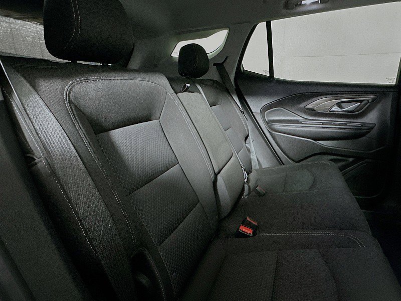 Used 2024 GMC Terrain SLE w/ Driver Convenience Package image 27