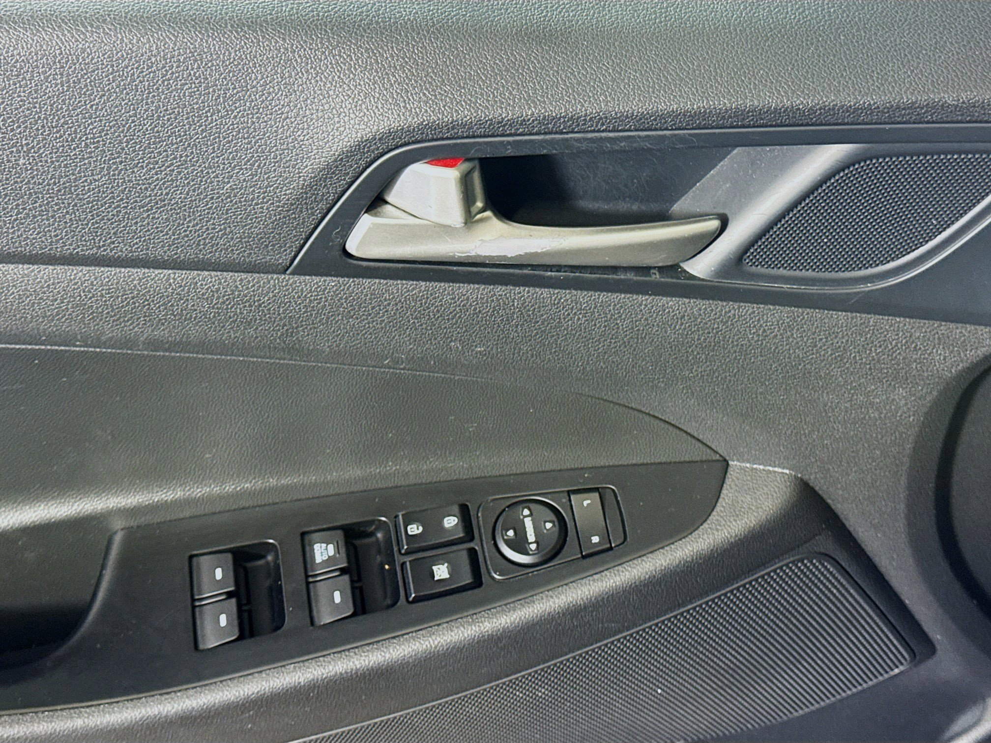 Used 2019 Hyundai Tucson SE image 23