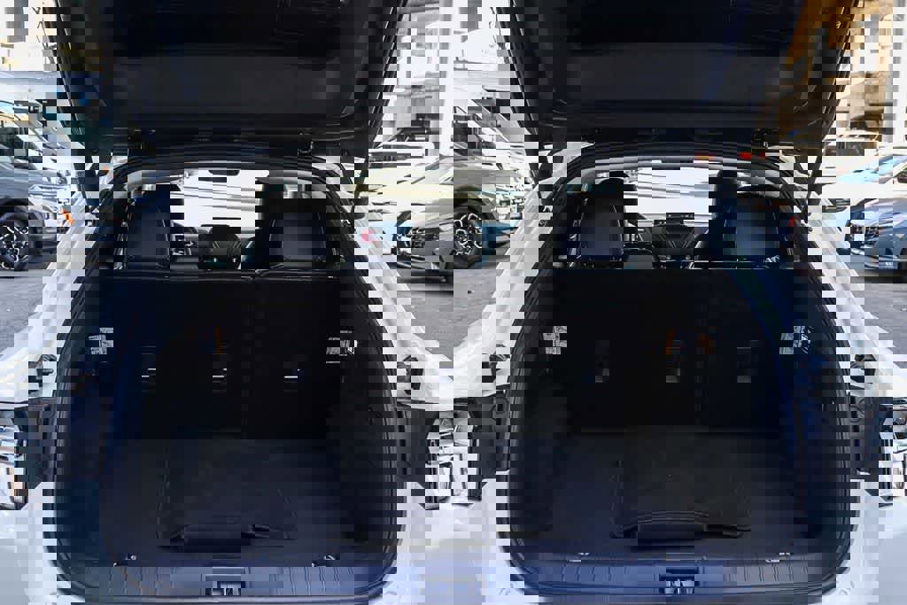 Used 2025 Ford Mustang Mach-E Premium image 26