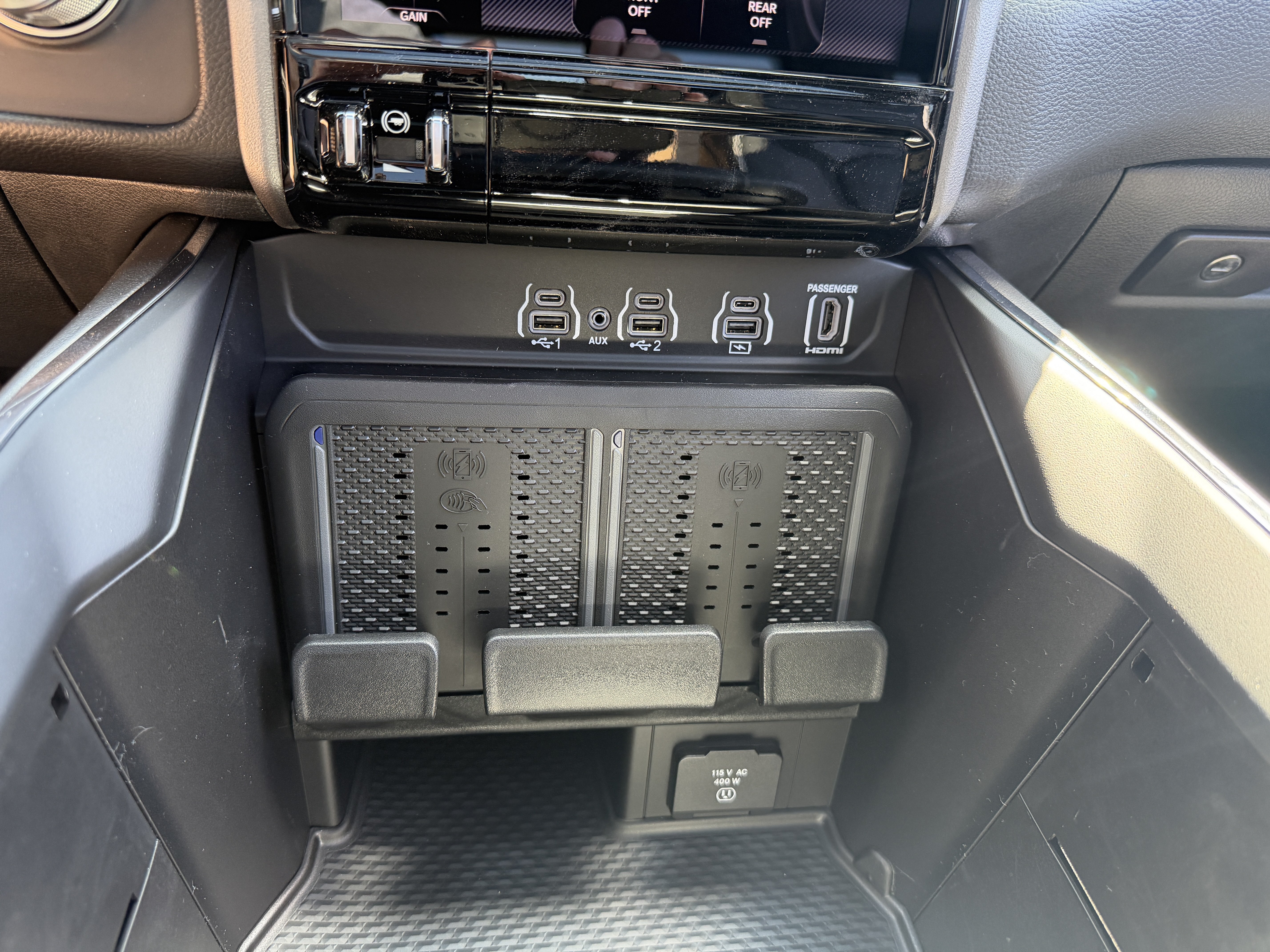 New 2026 RAM 1500 Laramie w/ Night Edition AWD/4WD image 49