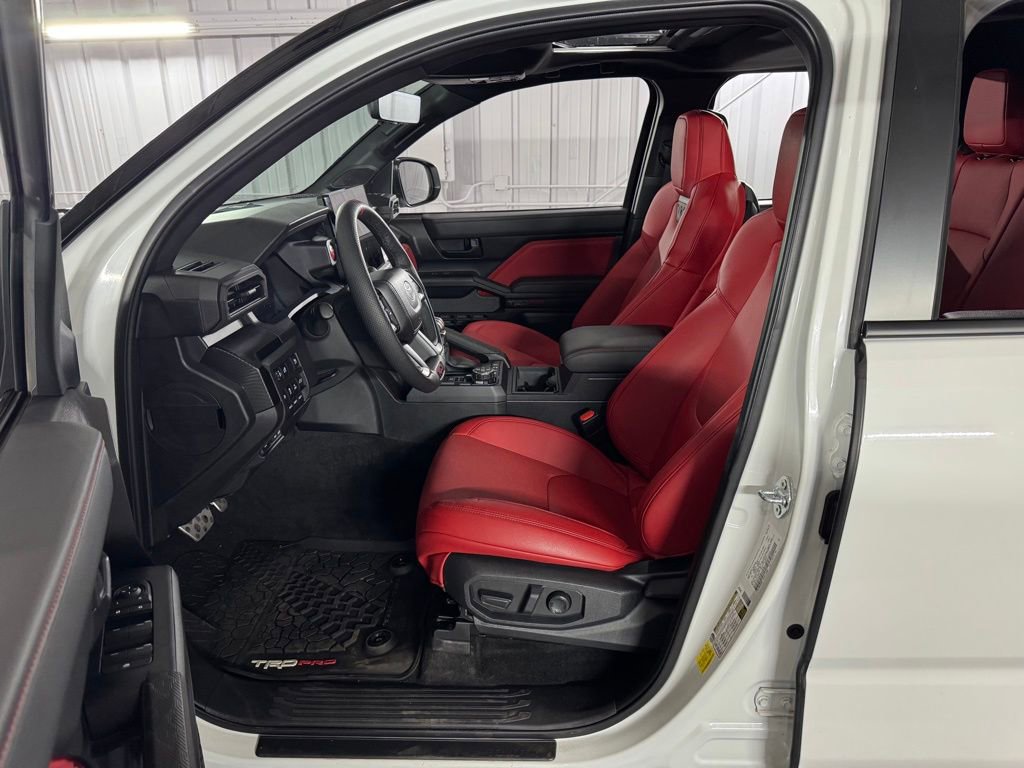 Used 2025 Toyota Tacoma TRD Pro image 46
