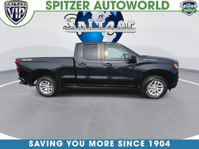 Used 2023 Chevrolet Silverado 1500 RST AWD/4WD image 9