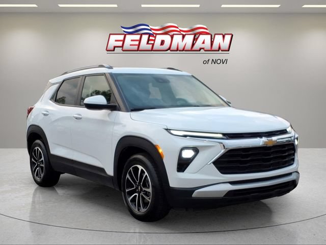 Used 2024 Chevrolet TrailBlazer LT w/ Convenience Package FWD image 8