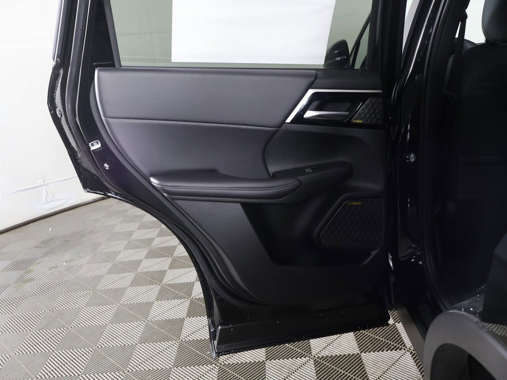 New 2026 Mitsubishi Outlander SE image 30