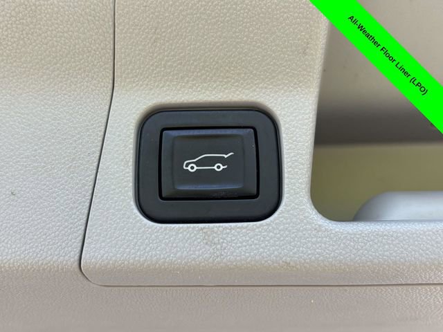 Used 2017 GMC Acadia SLE w/ LPO, Floor Liner Package FWD image 39