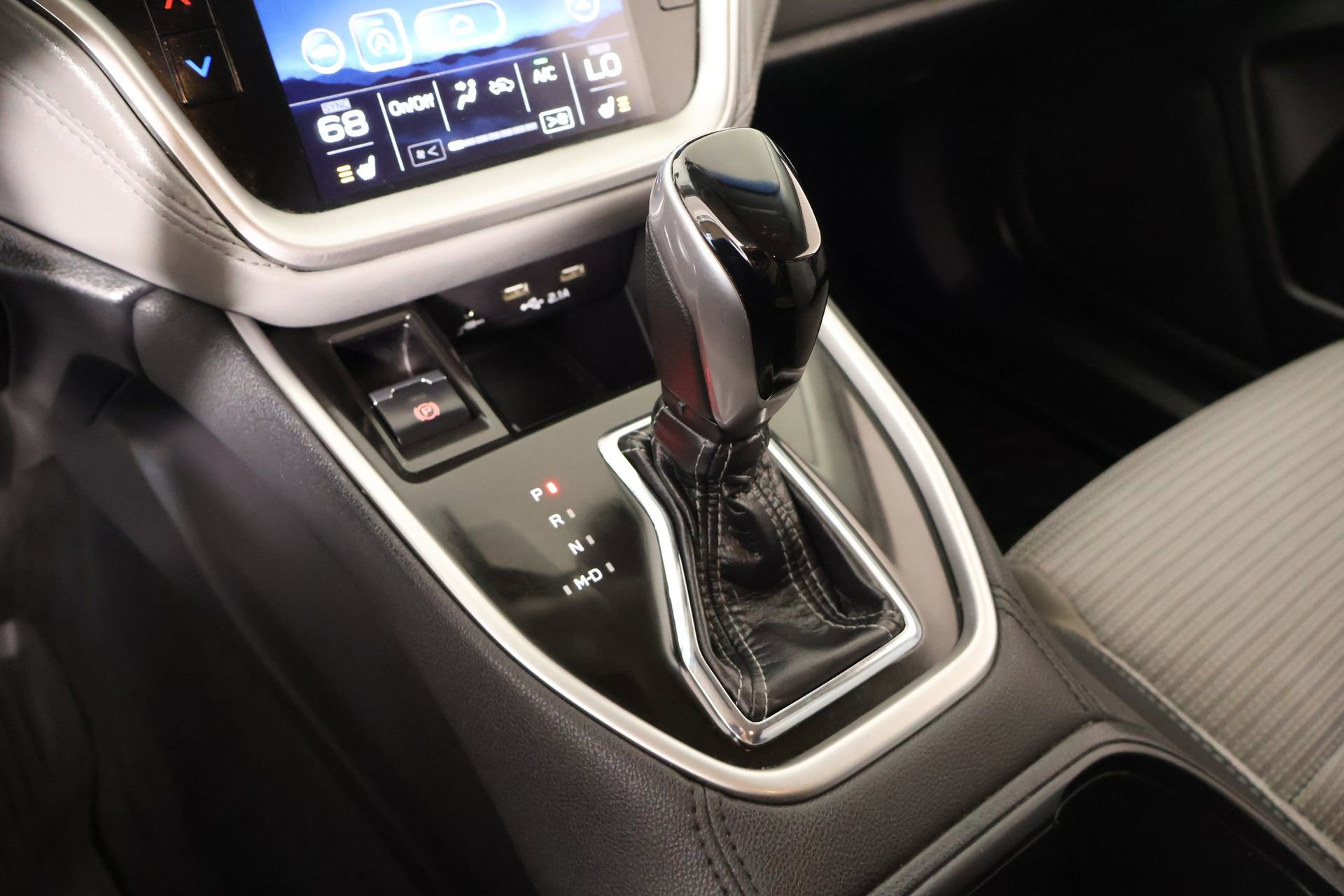 Used 2022 Subaru Outback Premium image 8