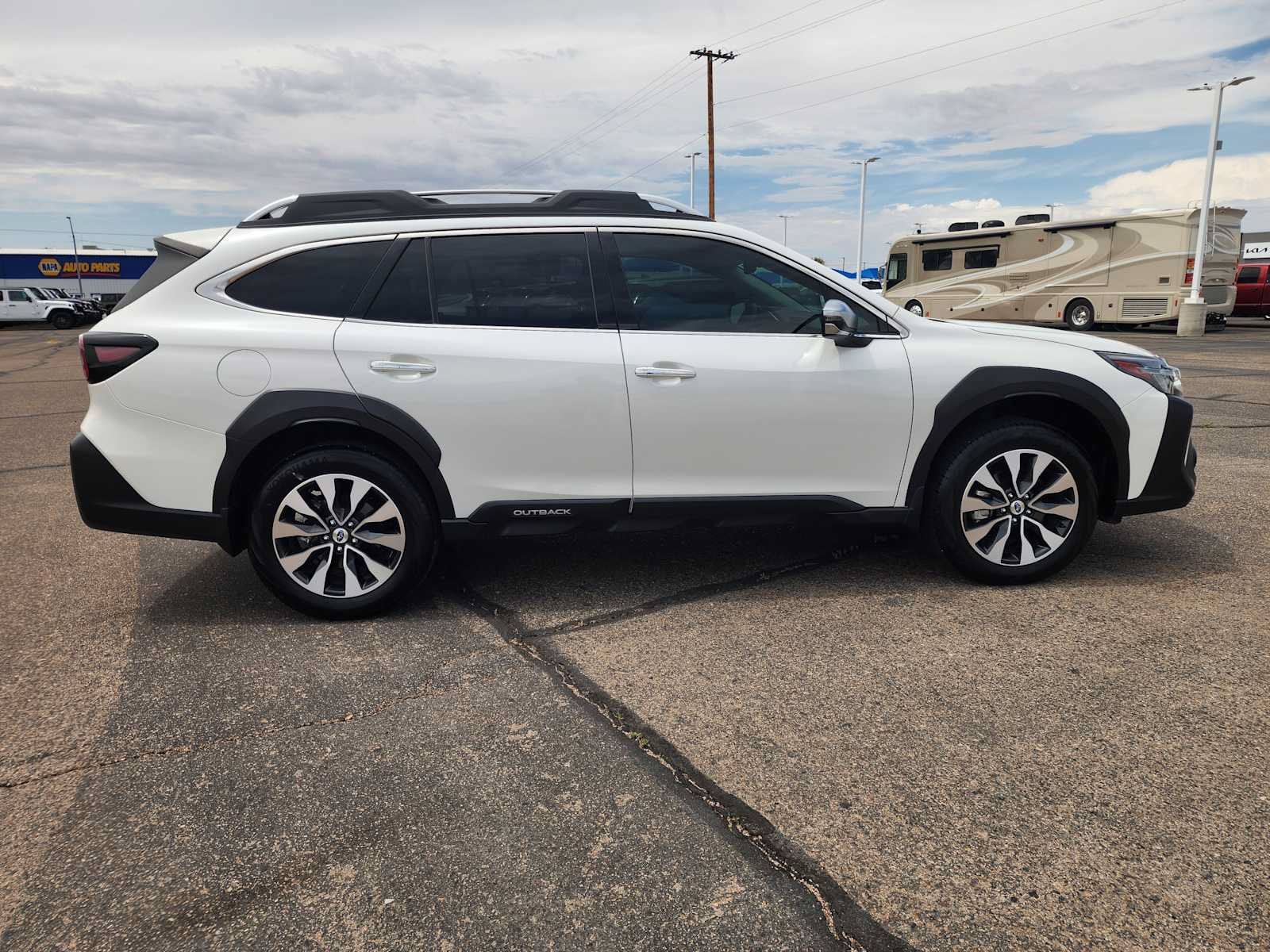 Used 2024 Subaru Outback Touring XT AWD/4WD image 4