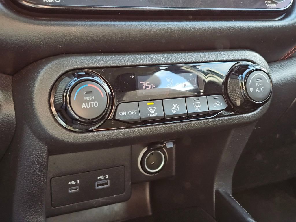 Used 2022 Nissan Kicks SR FWD image 22