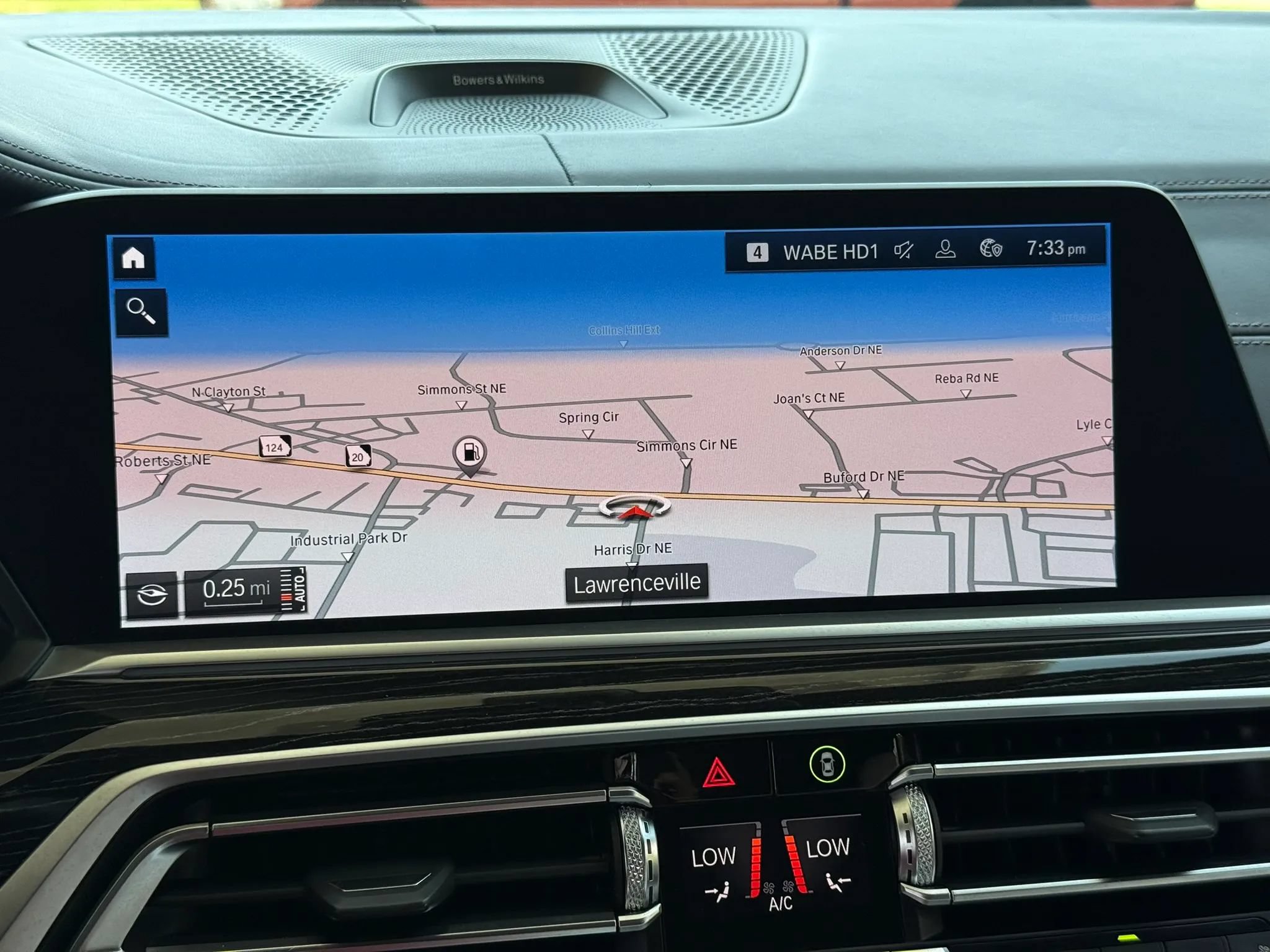 Used 2019 BMW X7 xDrive50i w/ M Sport Package AWD/4WD image 21