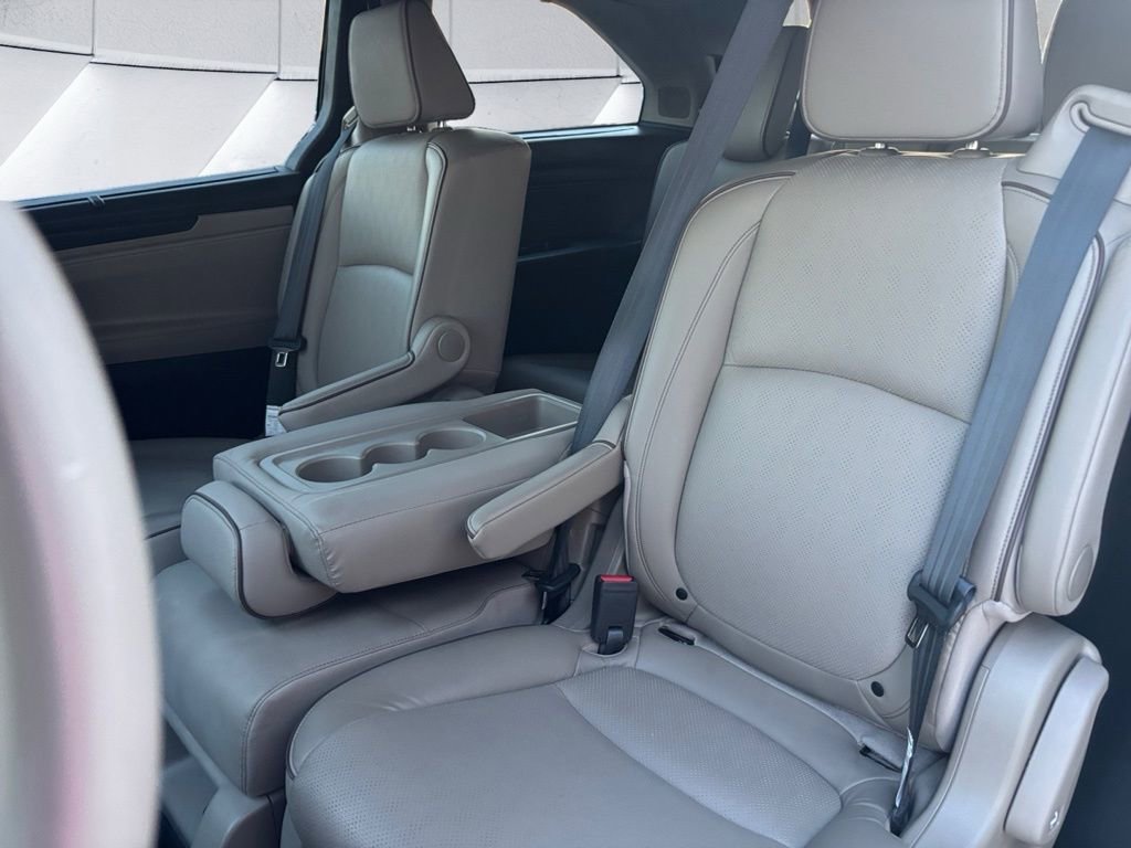 Used 2024 Honda Odyssey Elite image 16