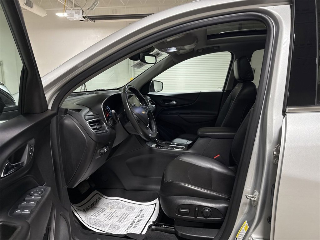 Used 2019 Chevrolet Equinox Premier image 19