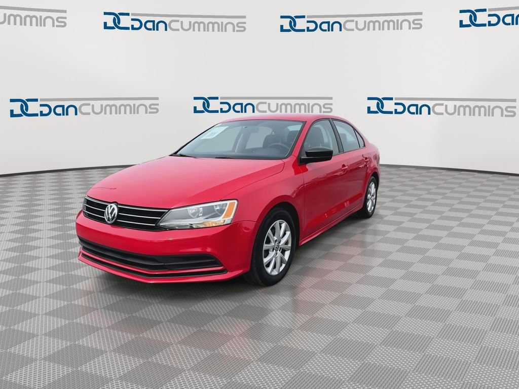 Used 2015 Volkswagen Jetta SE FWD image 4