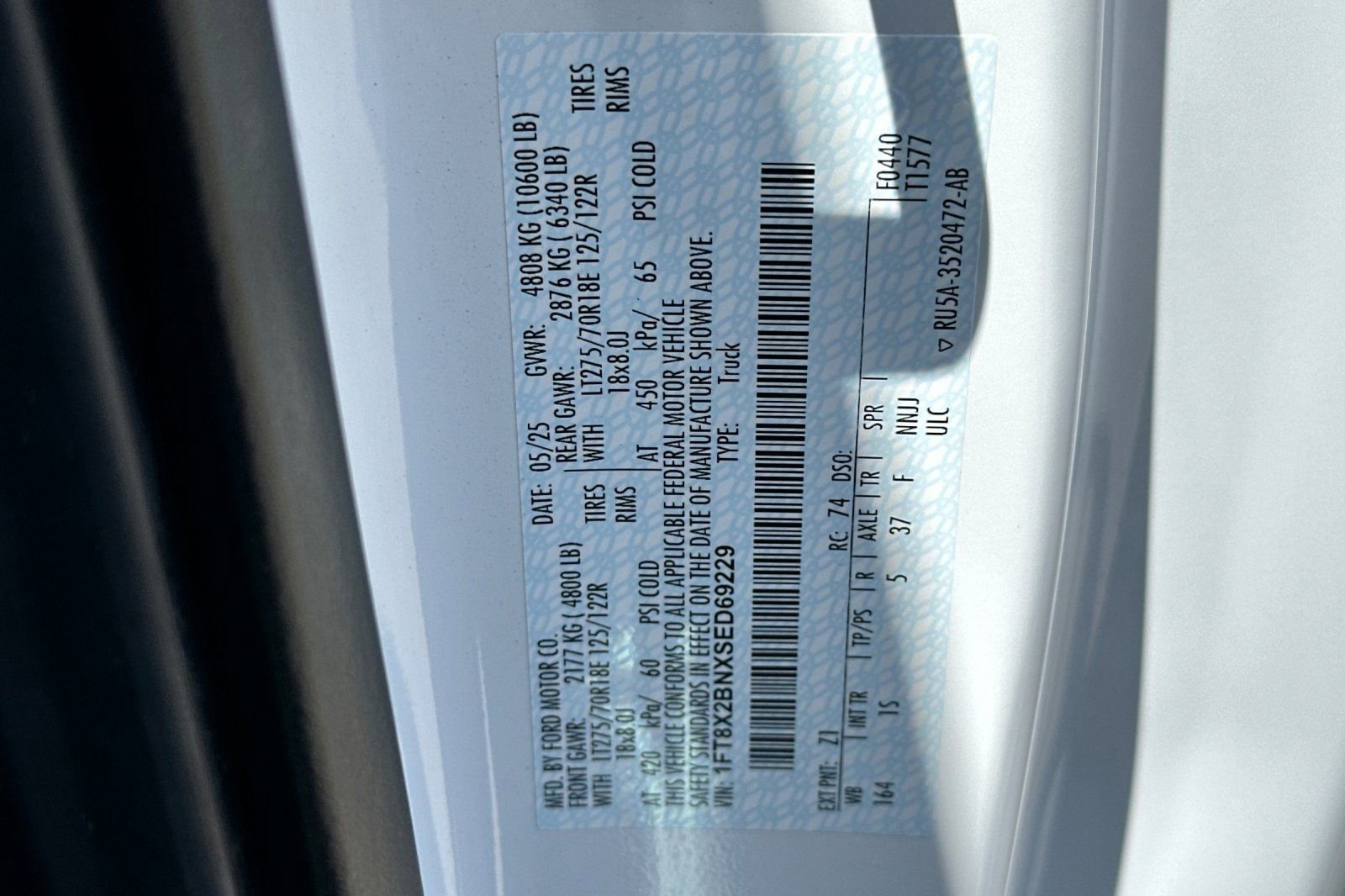 Used 2025 Ford F250 XL w/ STX Appearance Package image 26