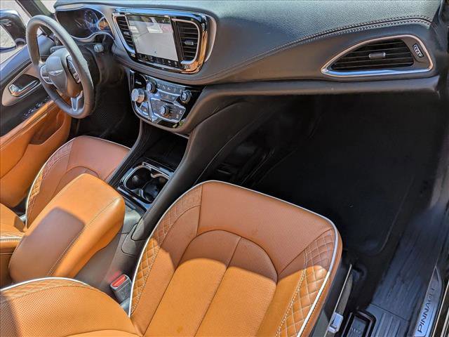 Used 2024 Chrysler Pacifica Pinnacle image 24