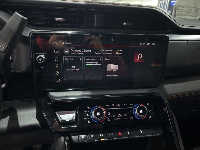 Used 2024 GMC Sierra 2500 AT4 w/ Technology Package image 19