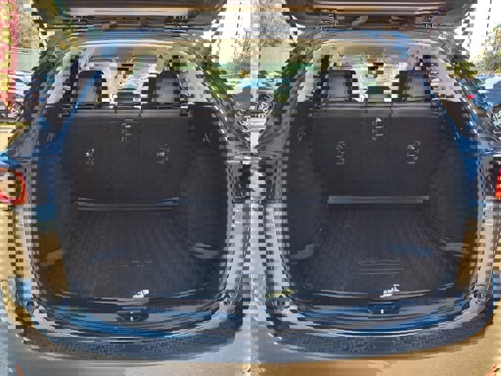 Used 2020 MAZDA CX-5 Touring image 29