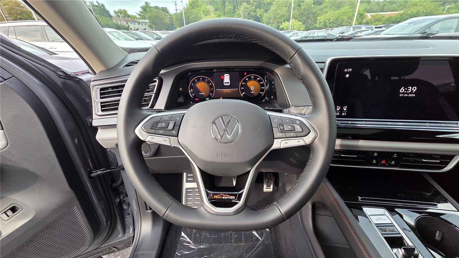 New 2026 Volkswagen Atlas Peak Edition AWD/4WD image 16