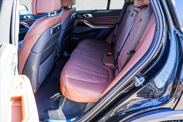 New 2026 BMW X5 xDrive40i w/ Climate Comfort Package image 18