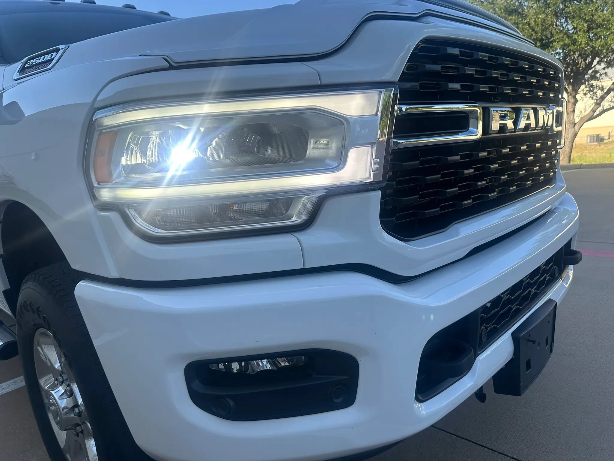 Used 2022 RAM 2500 Big Horn w/ Level C Equiment Group AWD/4WD image 7