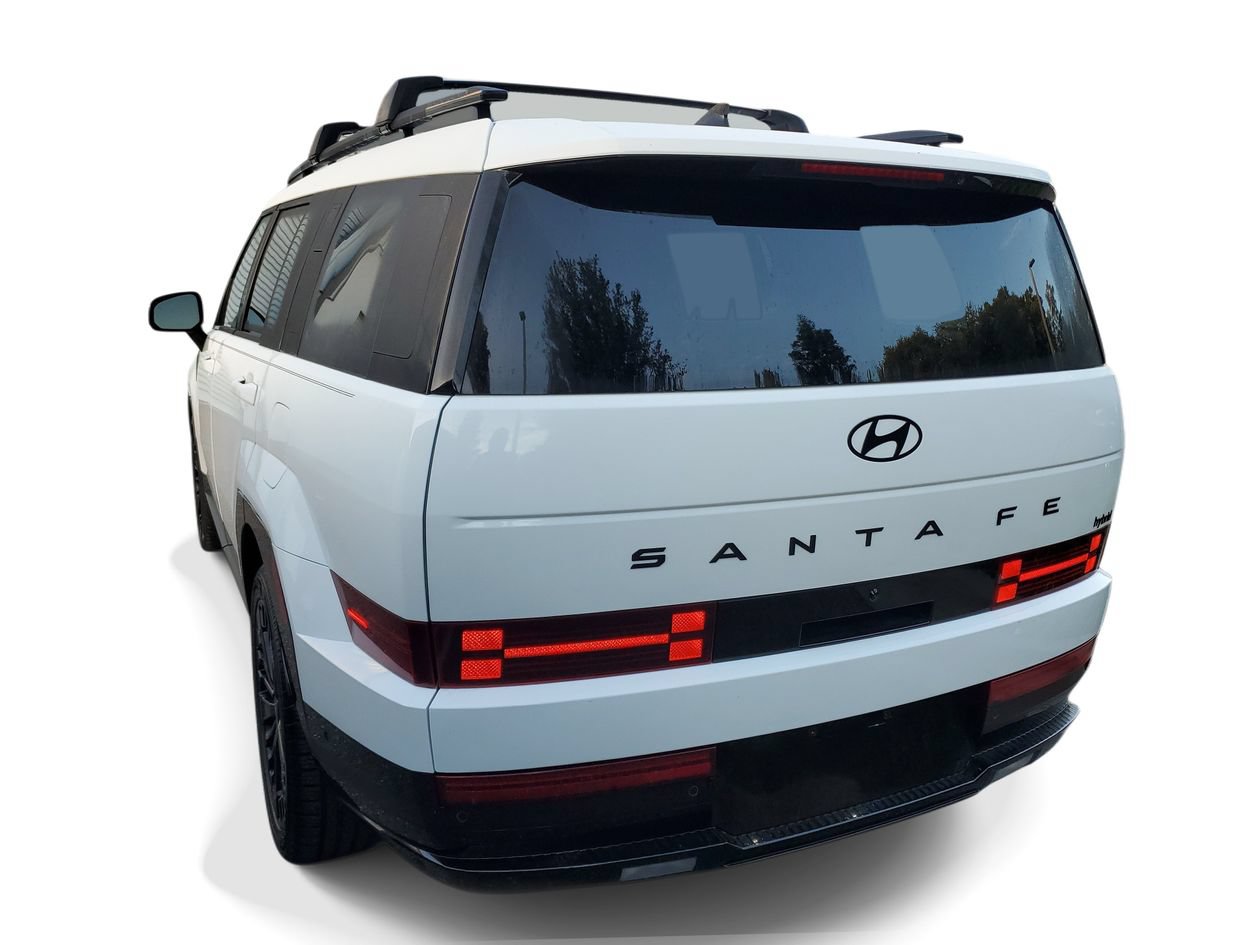 Used 2025 Hyundai Santa Fe Calligraphy FWD image 3