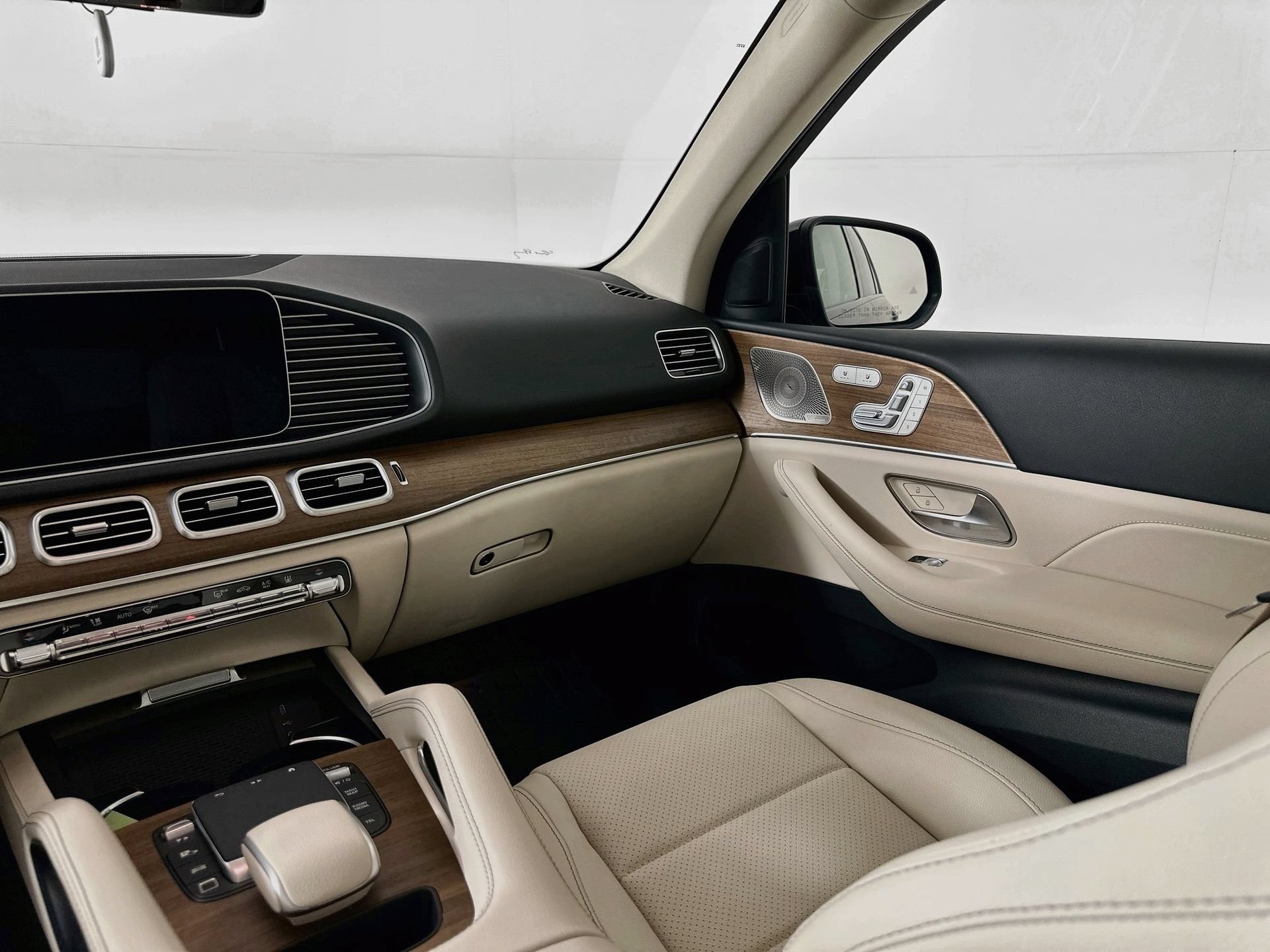 Used 2026 Mercedes-Benz GLE 450e 4MATIC image 26
