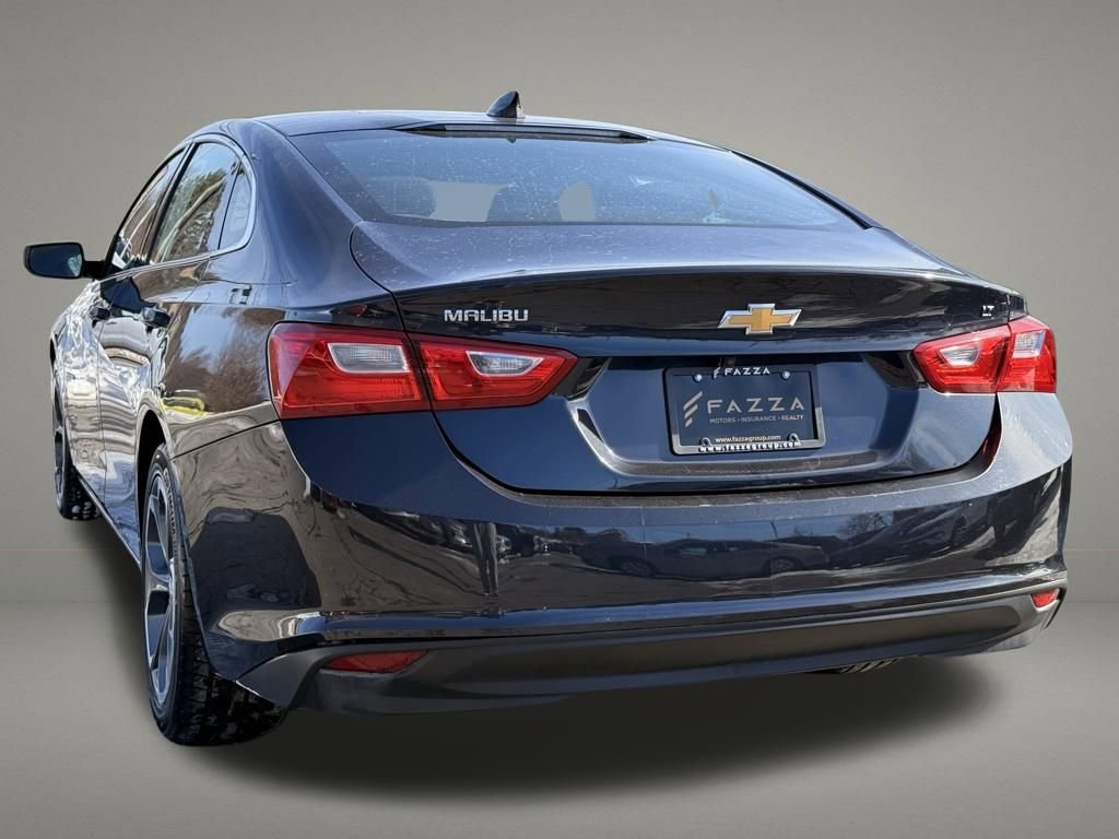 Used 2023 Chevrolet Malibu LT image 3