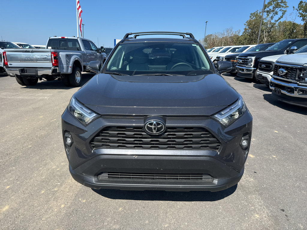 Used 2025 Toyota RAV4 XLE Premium AWD/4WD image 2