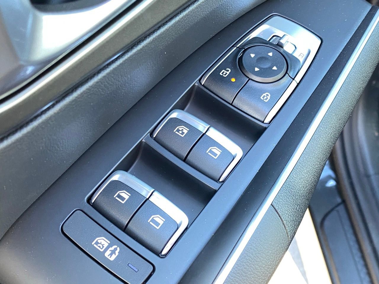 New 2026 Kia Sorento EX AWD/4WD image 9