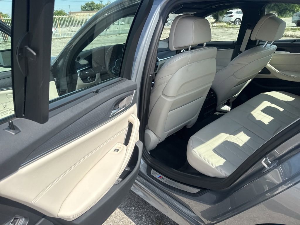Used 2023 BMW 540i xDrive w/ Executive Package image 11