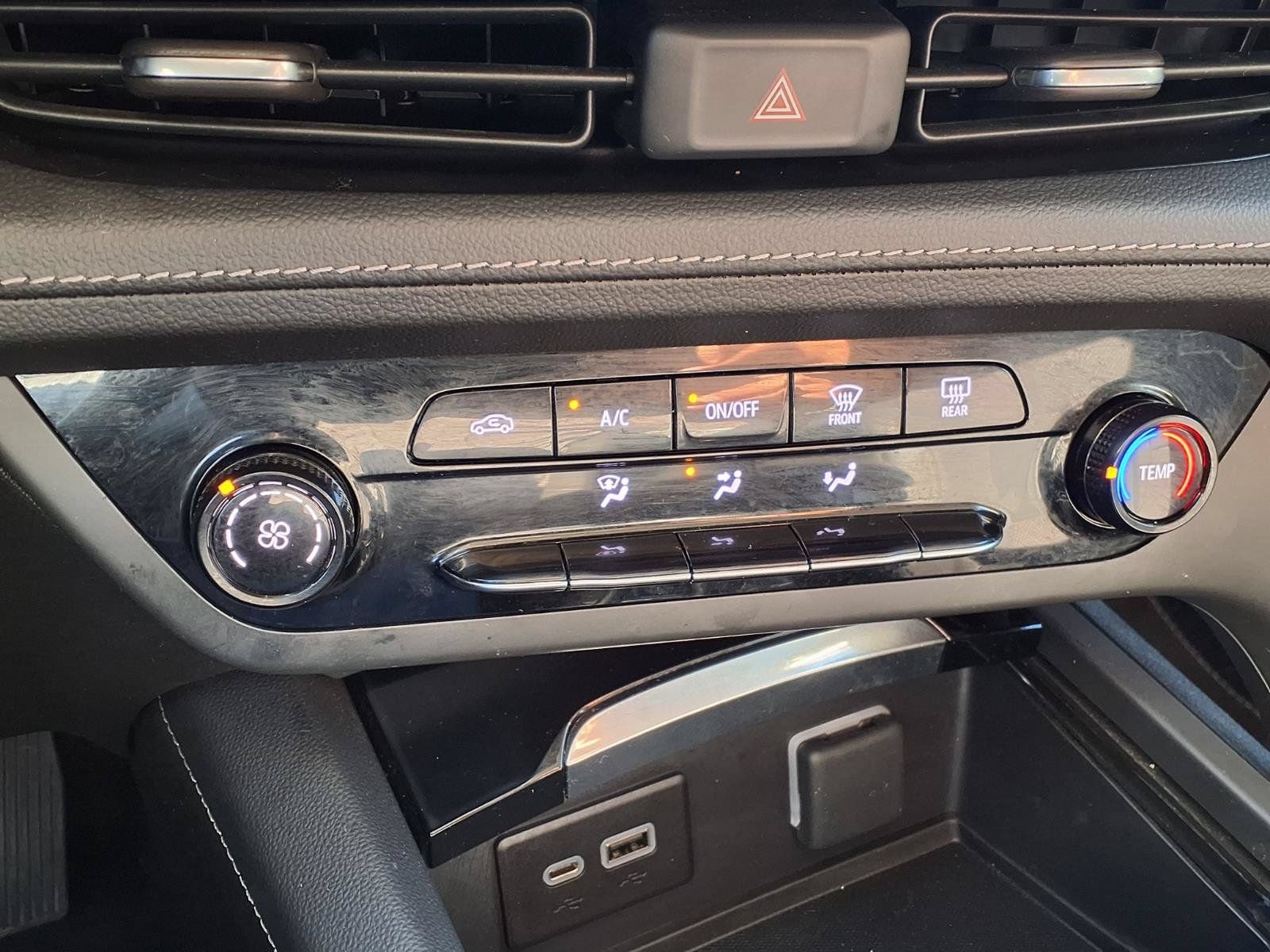 Used 2023 Buick Envision Preferred FWD image 20