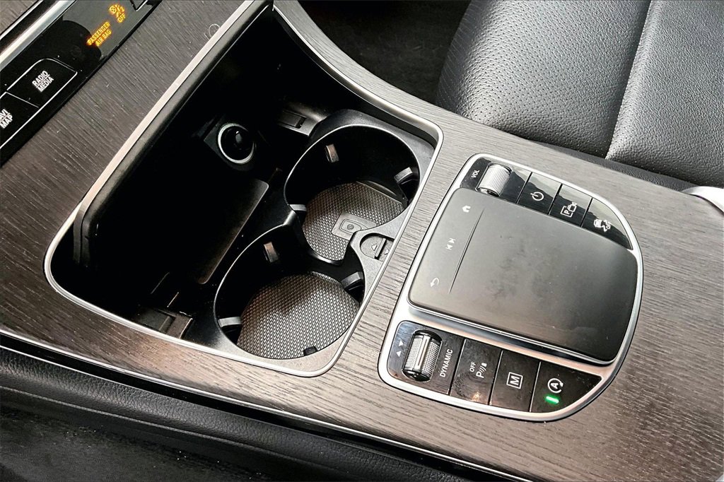 Used 2021 Mercedes-Benz GLC 300 4MATIC image 14