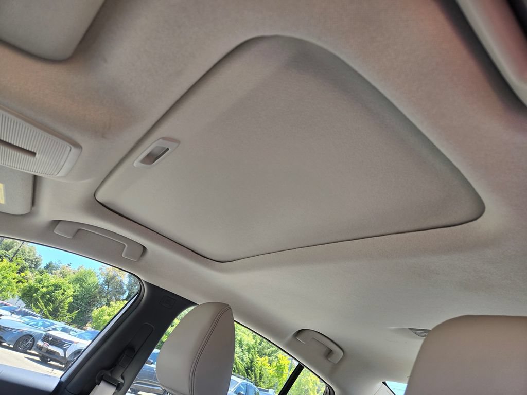 New 2026 Nissan Sentra SL w/ Floor Mat Package FWD image 8