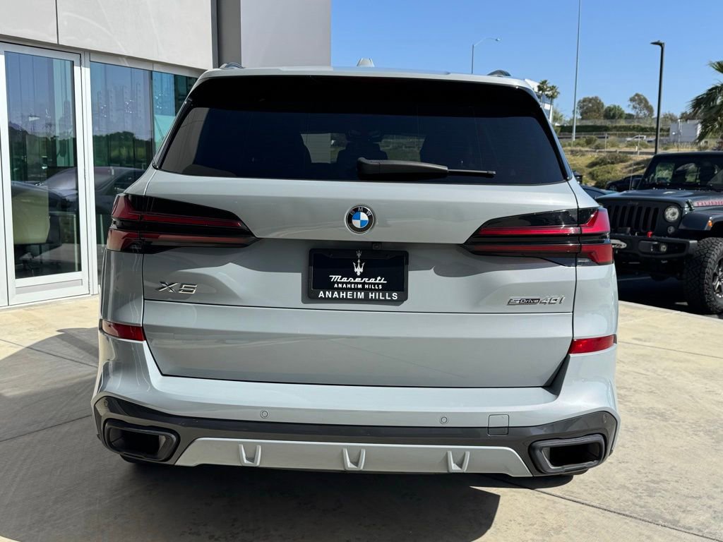 Used 2024 BMW X5 sDrive40i w/ M Sport Package RWD image 6