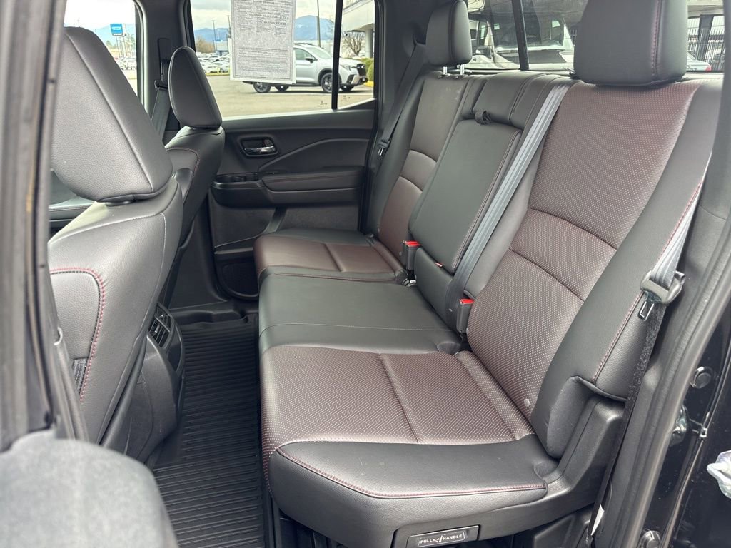 Used 2021 Honda Ridgeline Black Edition image 11