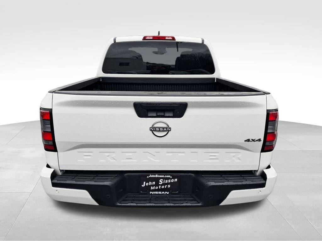 Certified 2025 Nissan Frontier SV image 10