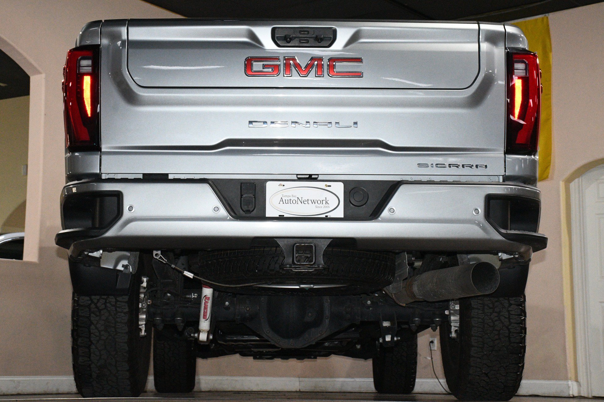 Used 2024 GMC Sierra 2500 Denali w/ Denali Reserve Package AWD/4WD image 82