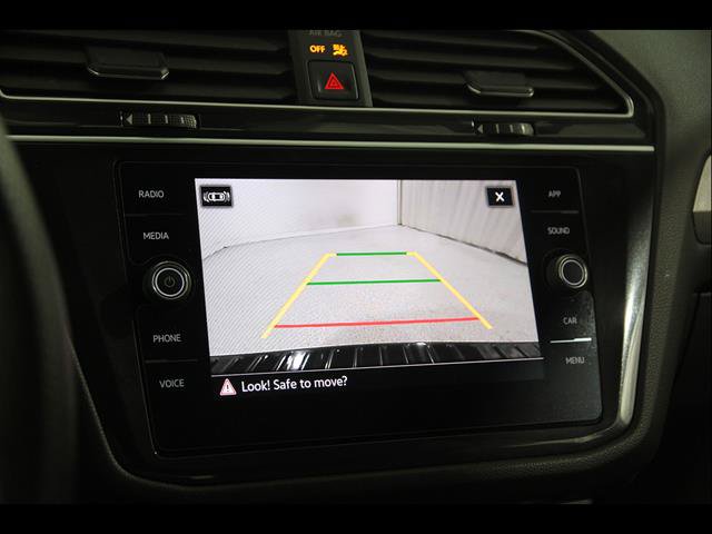 Certified 2024 Volkswagen Tiguan SE R-Line AWD/4WD image 12