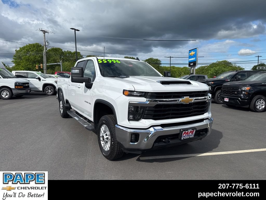 Used 2025 Chevrolet Silverado 2500 LT w/ Convenience Package AWD/4WD image 1