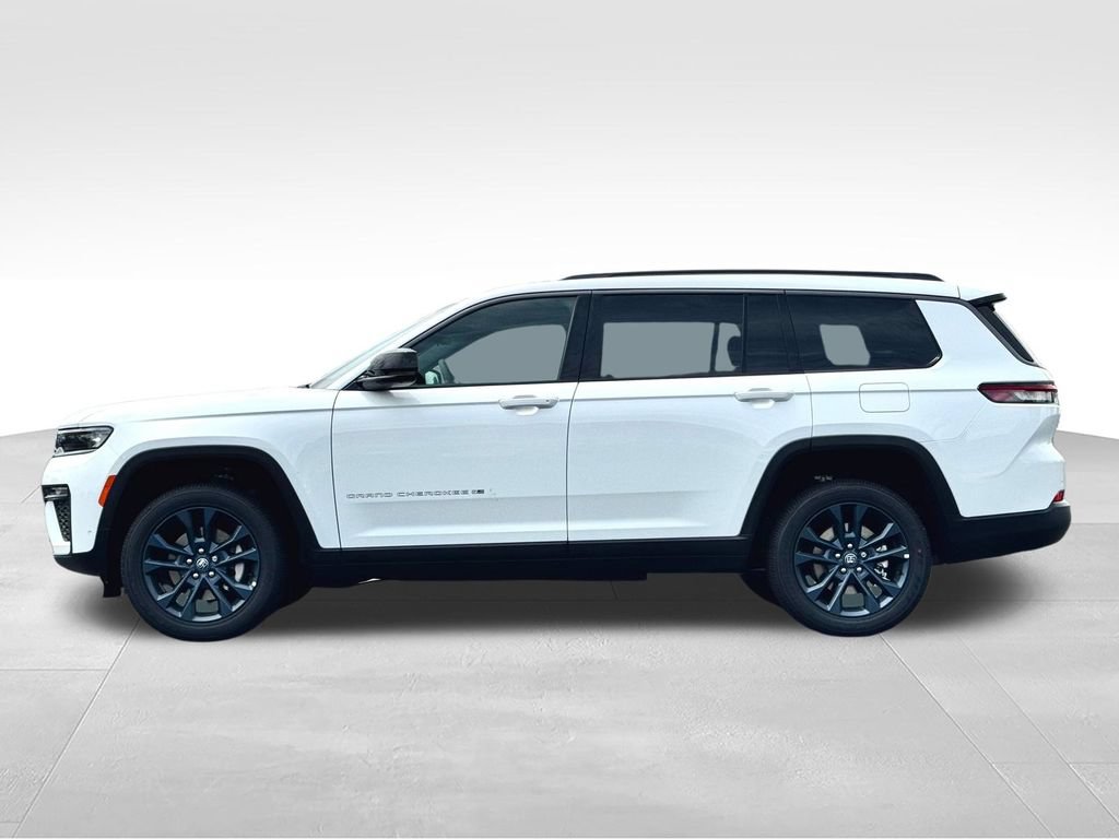New 2026 Jeep Grand Cherokee L Limited AWD/4WD image 4
