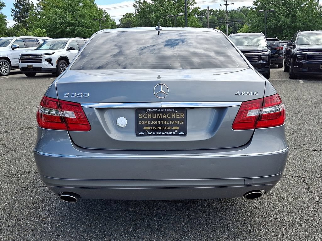Used 2010 Mercedes-Benz E 350 4MATIC Sedan image 5