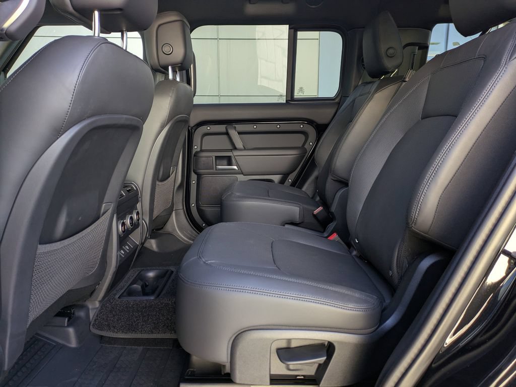 New 2025 Land Rover Defender 130 S AWD/4WD image 15