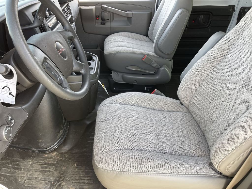 New 2025 GMC Savana 2500 Extended w/ Driver Convenience Package image 19