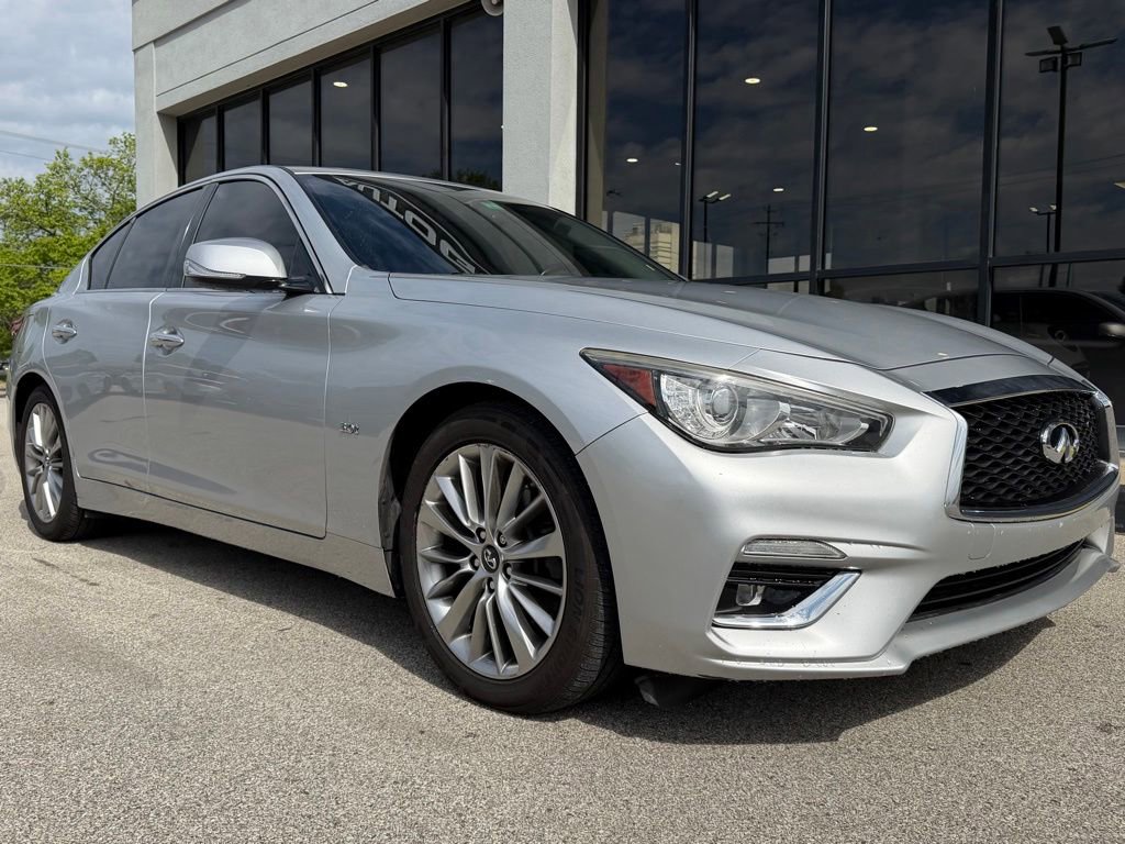 Used 2018 INFINITI Q50 Luxe w/ Essential Package (3.0T Luxe) RWD image 13