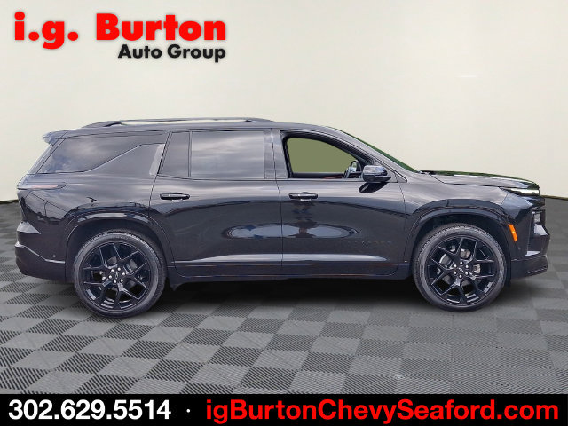 Used 2025 Chevrolet Traverse RS FWD image 7